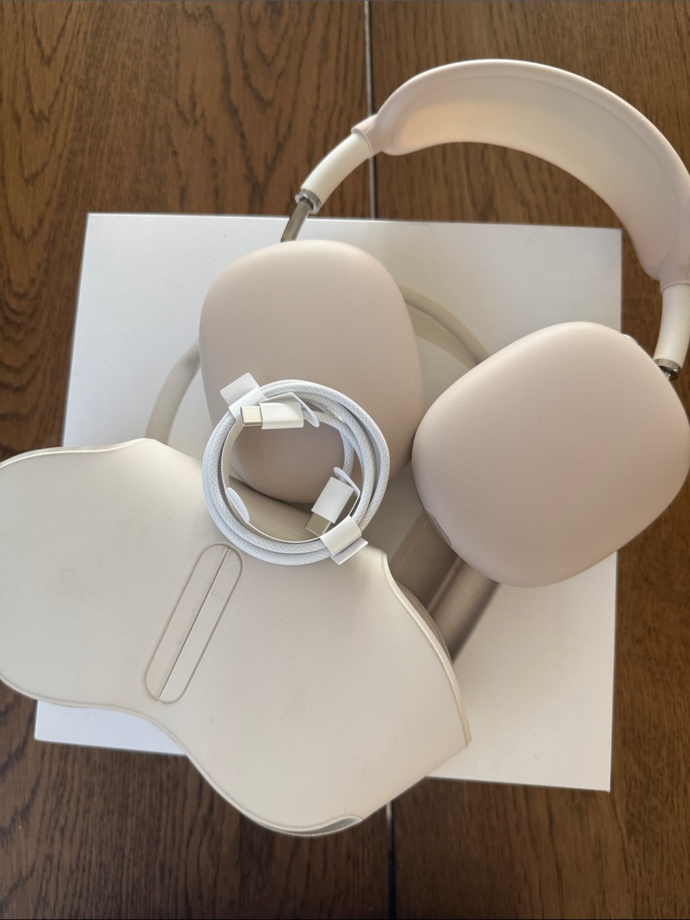 Apple AirPods Max Starlight Color (Like New)